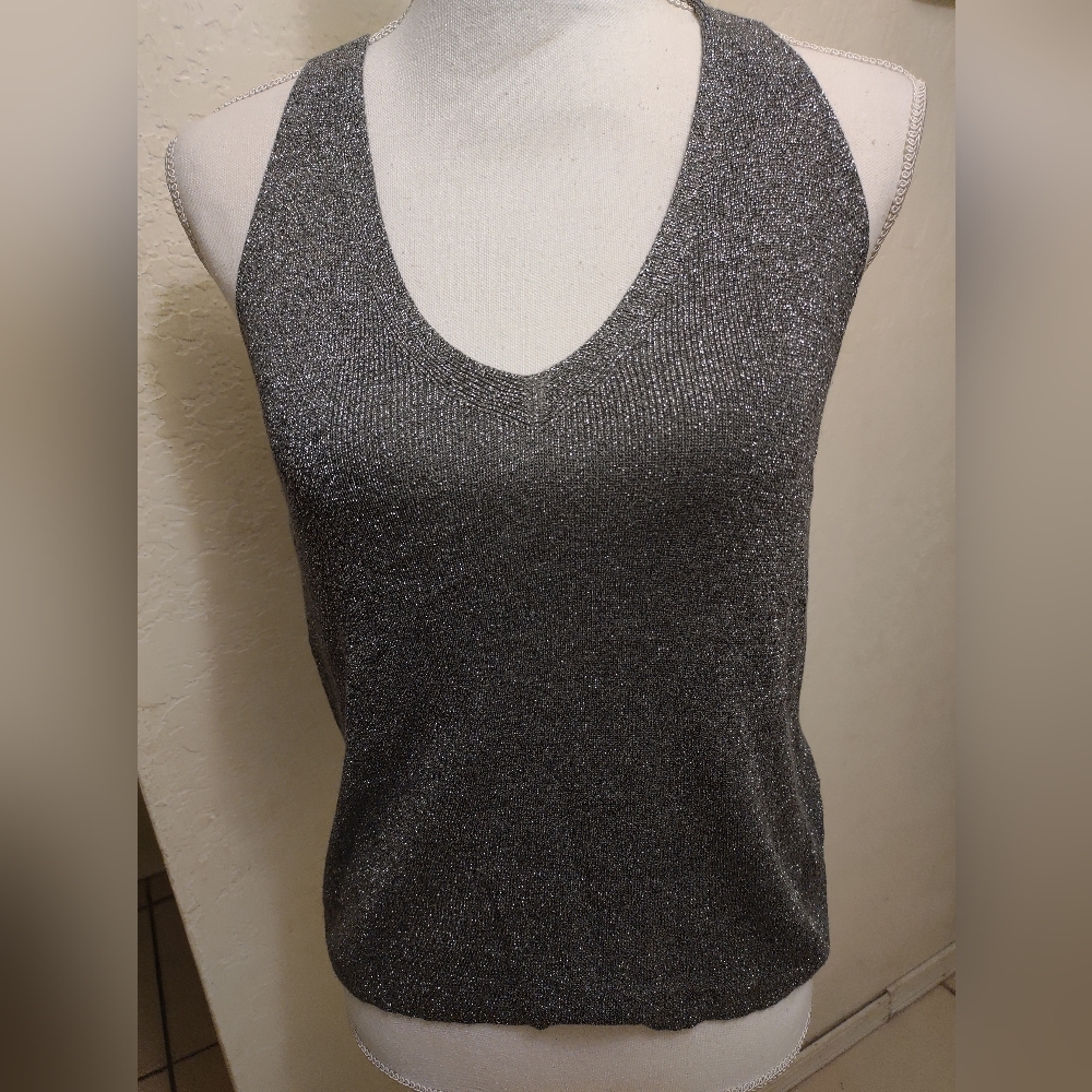 Silver Gray Tank & Hey Beyonce!